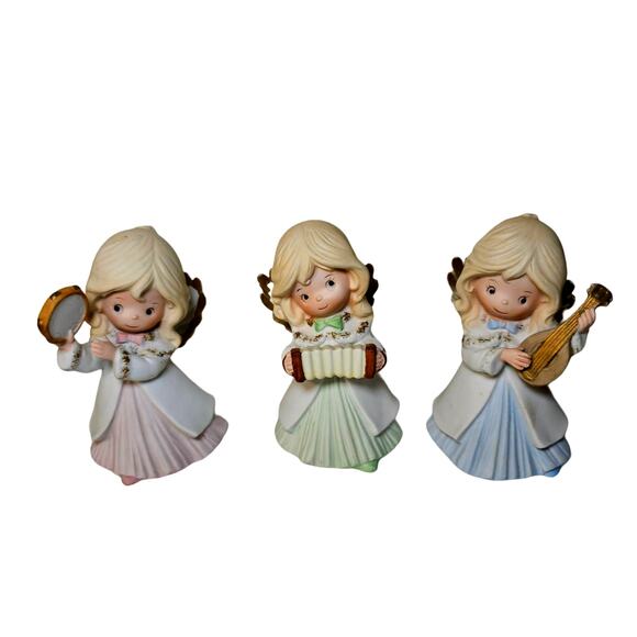 Vintage Trio Homeco Musical Christmas Angels - Hand Painted Porcelain Figurines - Picture 1 of 8